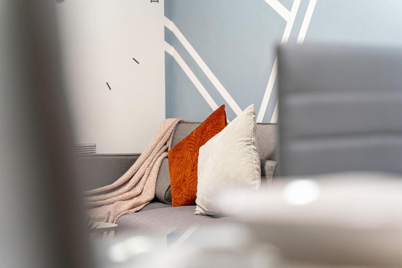 Jkg Property Solutions Presents Cosy City Apartment Coventry Eksteriør bilde