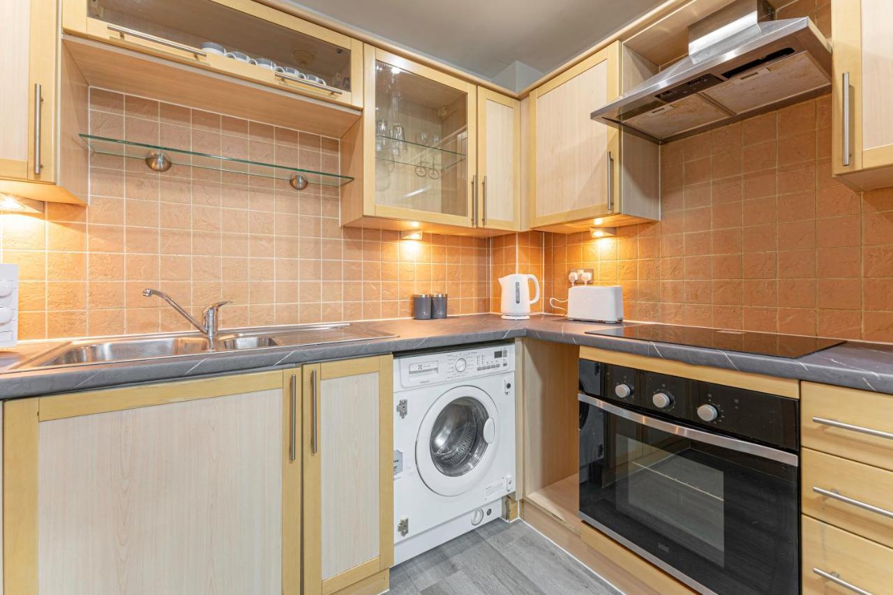Jkg Property Solutions Presents Cosy City Apartment Coventry Eksteriør bilde